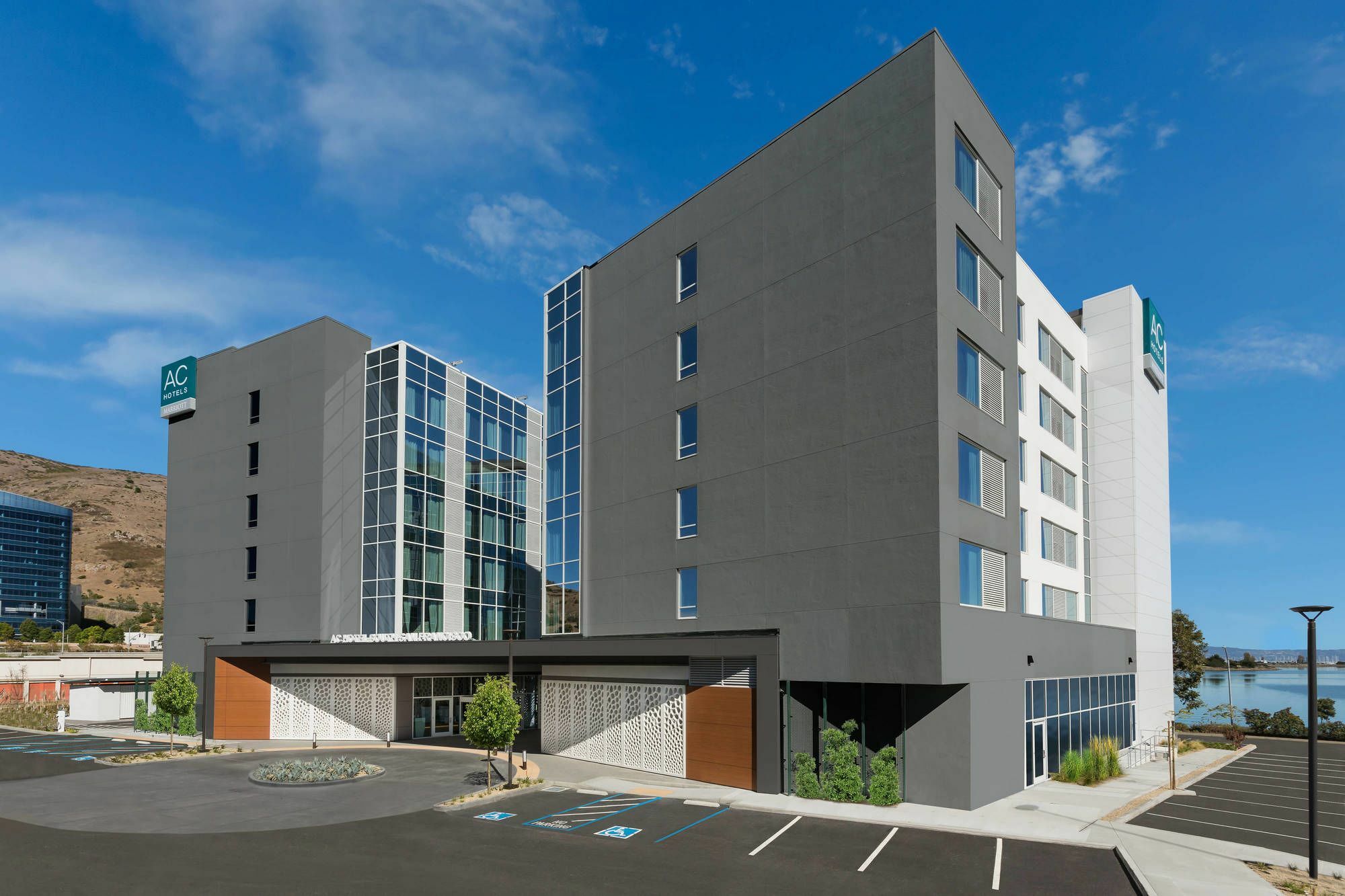 Ac Hotel By Marriott San Francisco Airport/Oyster Point Waterfront South San Francisco Exterior photo